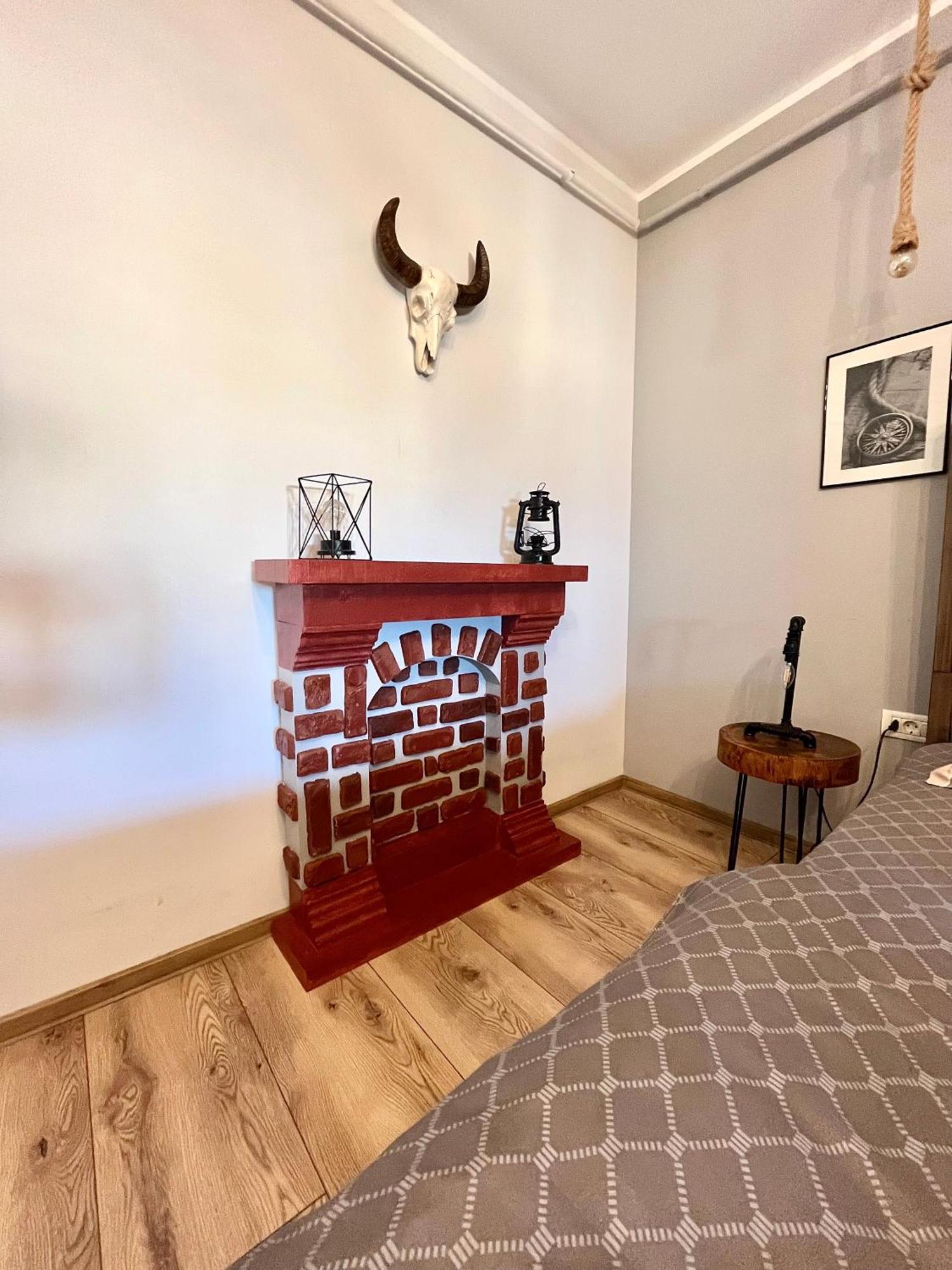Wood&Steel Apartment Galati  Bagian luar foto